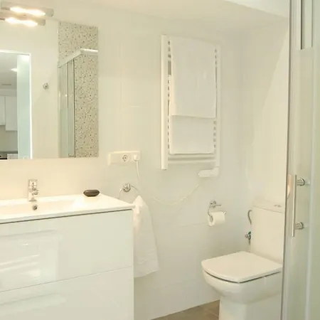 Friendly Santa Catalina Apartment San Sebastian